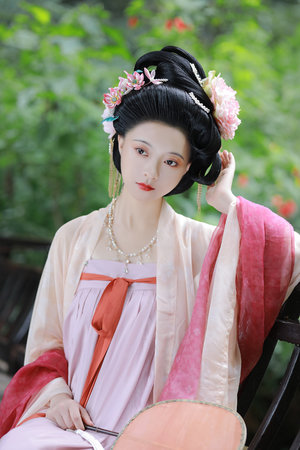 陆先生，谋爱已久