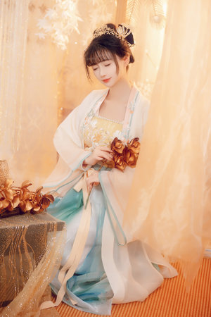 乘着飞船去流浪